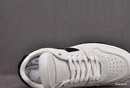 Of Office Out Leather Low-top Sneakers 0502